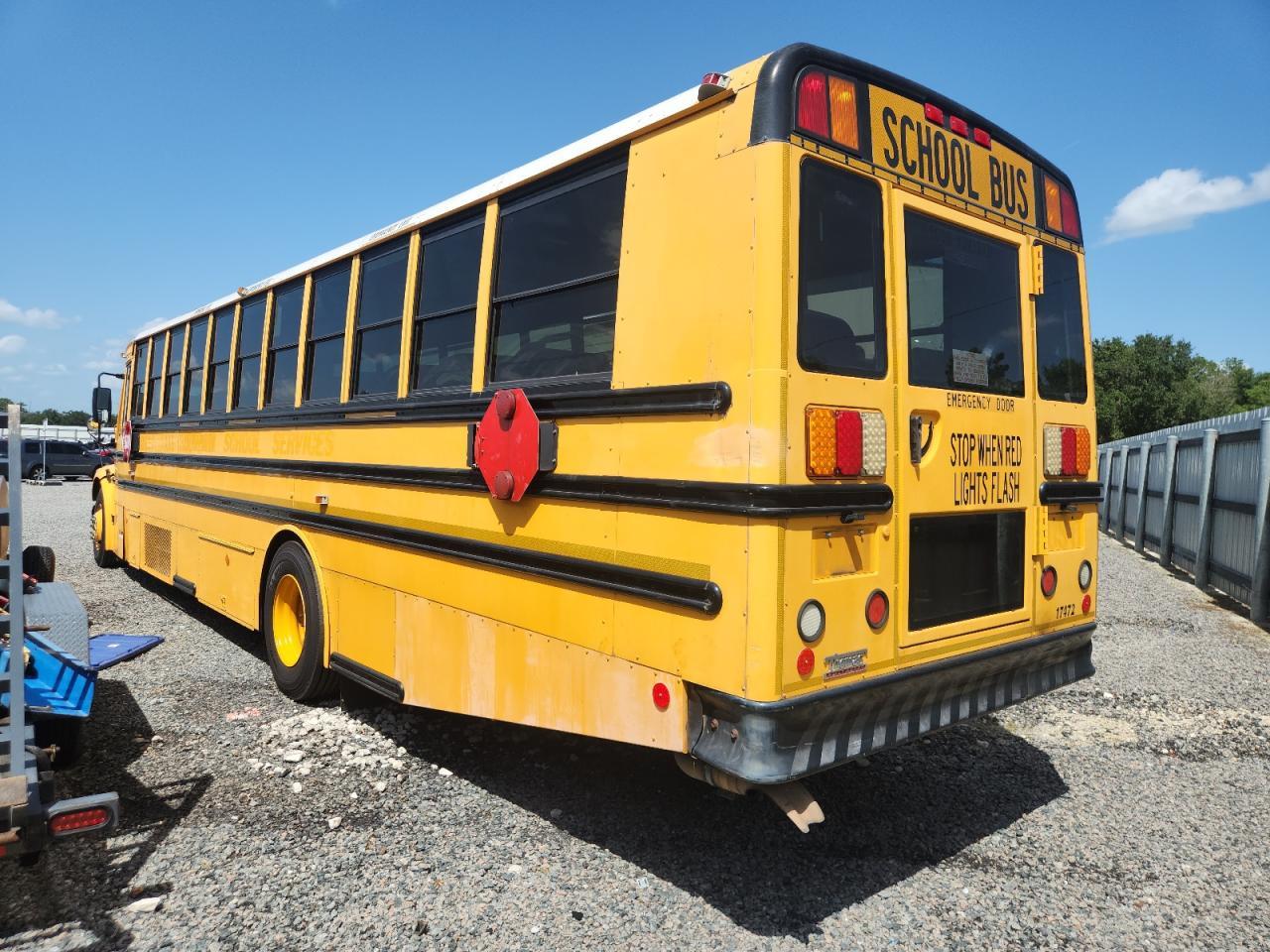 2010 Freightliner 2010 Thomas SAF-T-LINER C2-School Bus