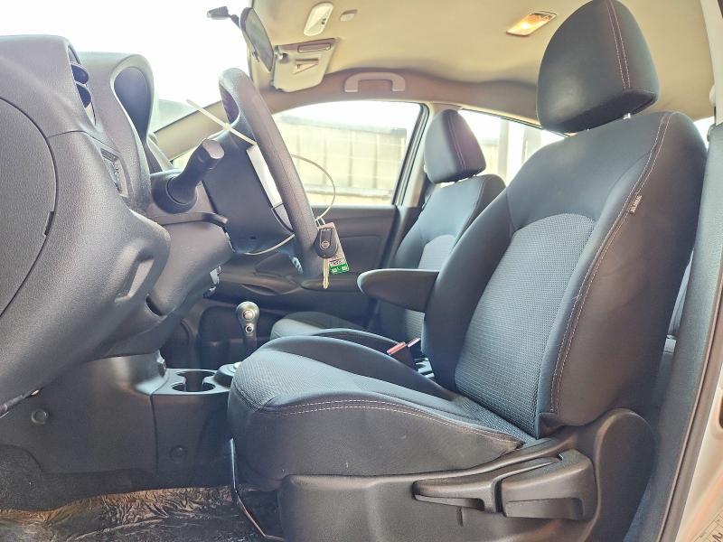 2017 Nissan Versa 1.6 sv