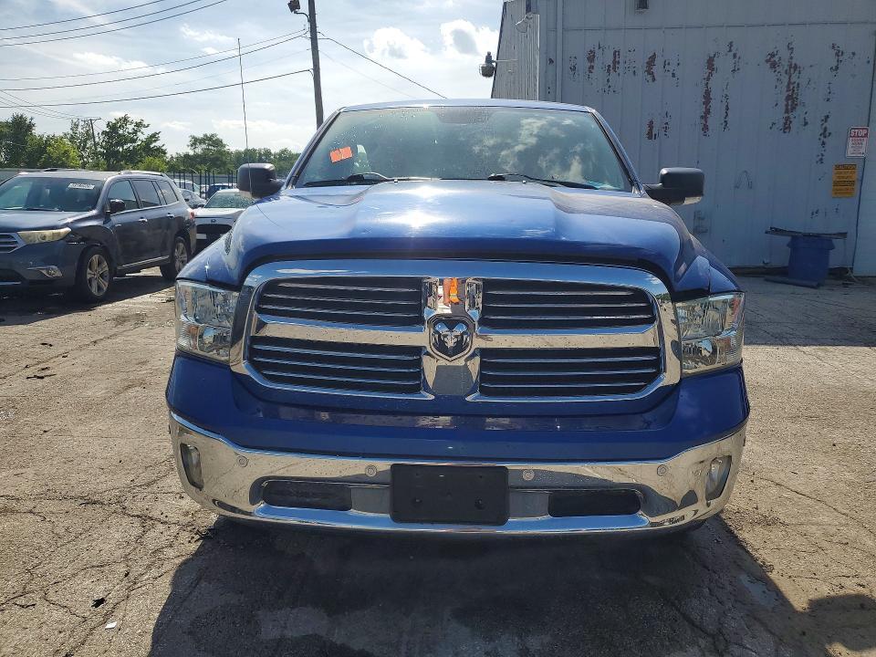 2015 Dodge RAM 1500 SLT