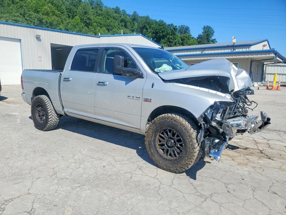 2017 Dodge Ram 1500 slt