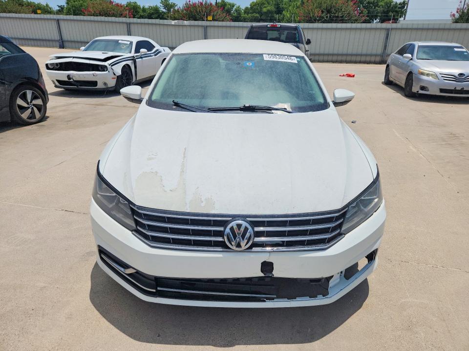 2016 Volkswagen Passat s