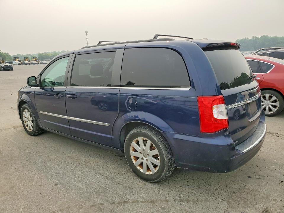2016 Chrysler Town & Country Touring