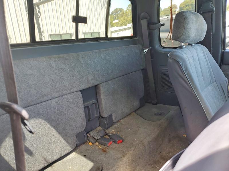 2000 Toyota Tacoma Xtracab