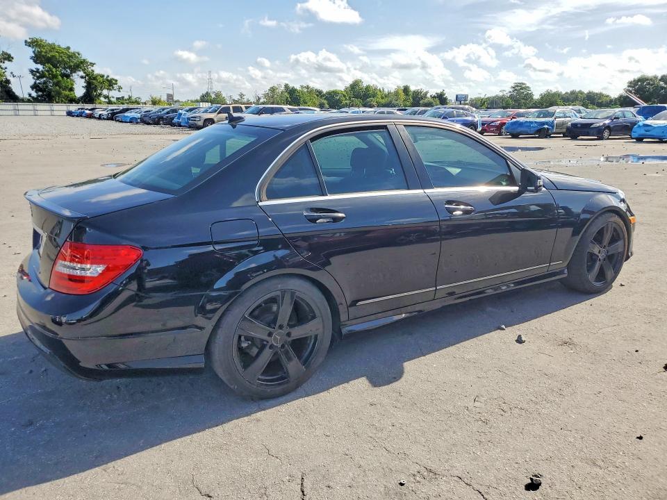 2013 Mercedes-Benz C 250