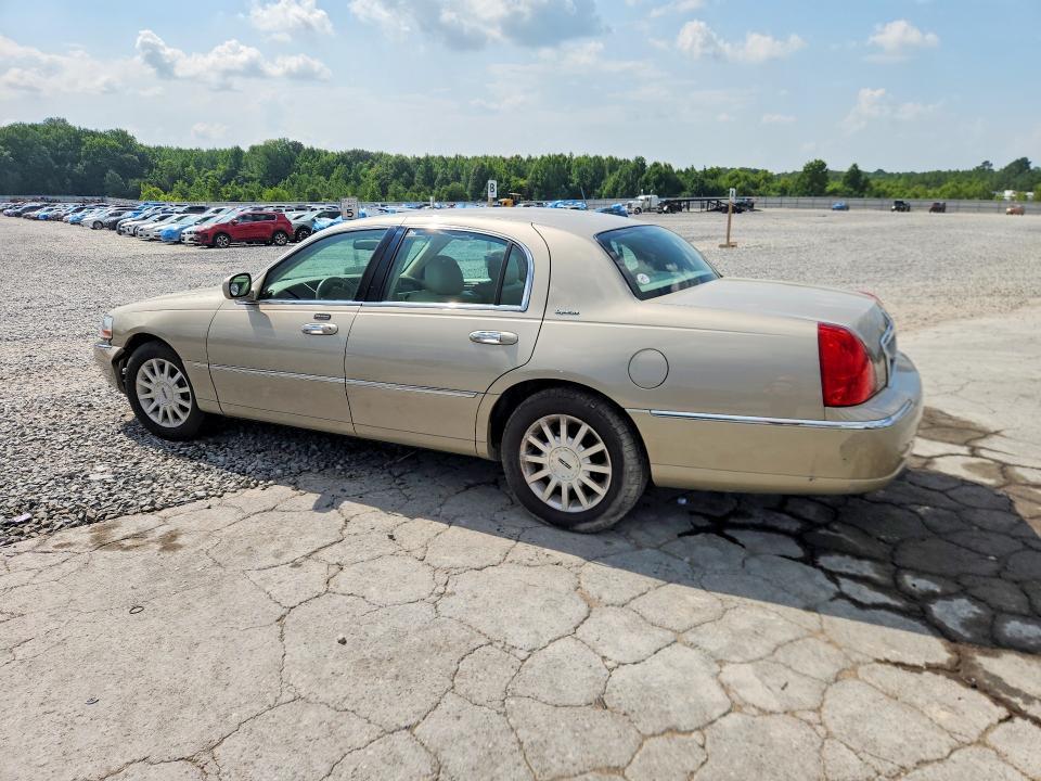 2007 Lincoln Town car Signature