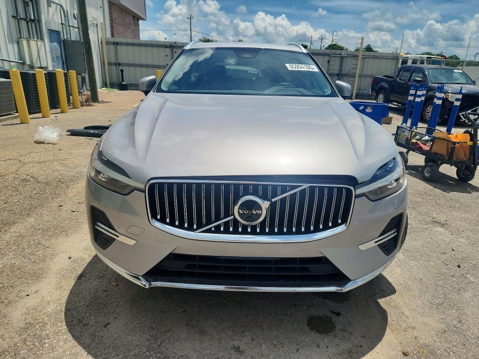 2023 Volvo Xc60 Plus