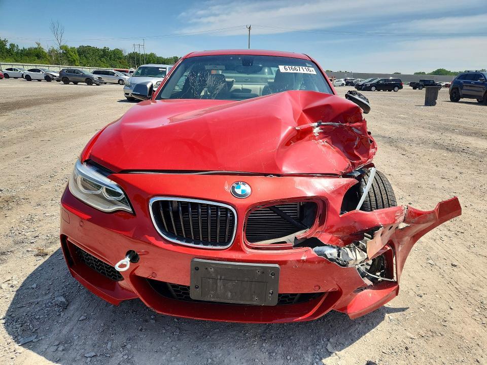 2016 BMW M235xi