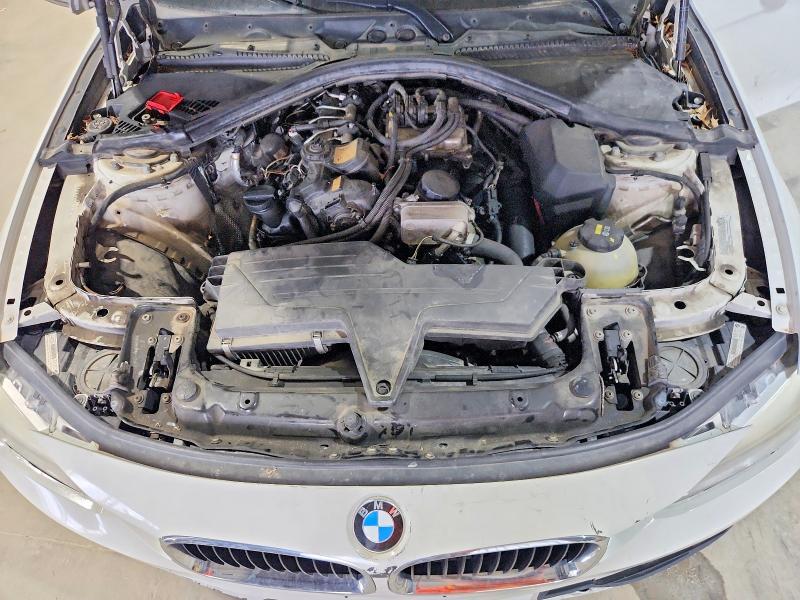 2015 BMW 328 i