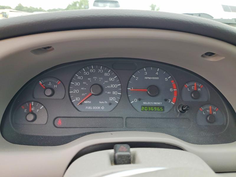 2004 Ford Mustang