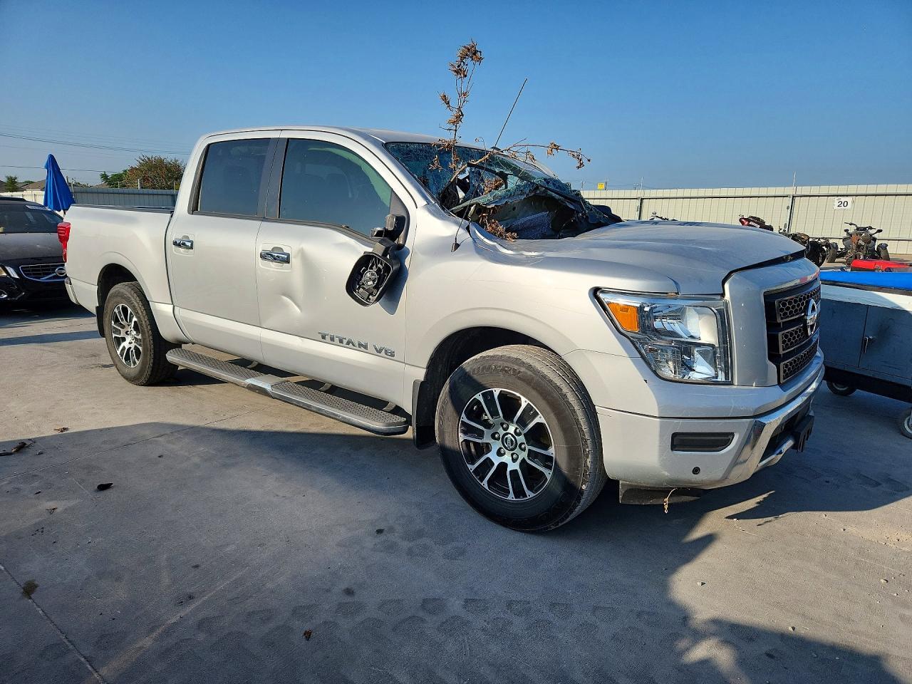 2020 Nissan Titan SV