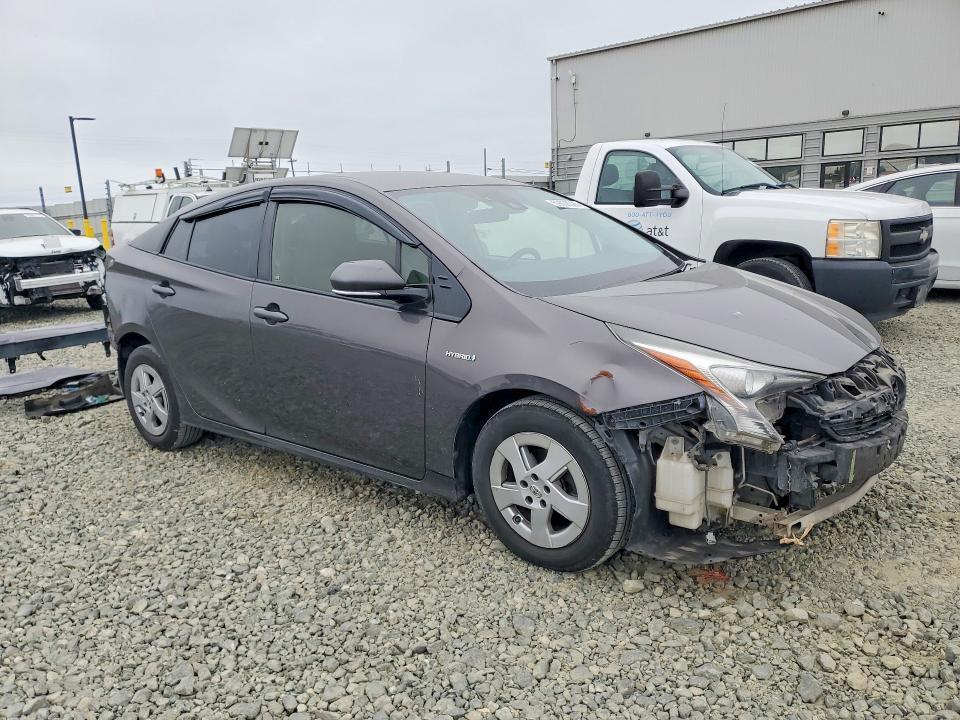 2016 Toyota Prius Three Touring