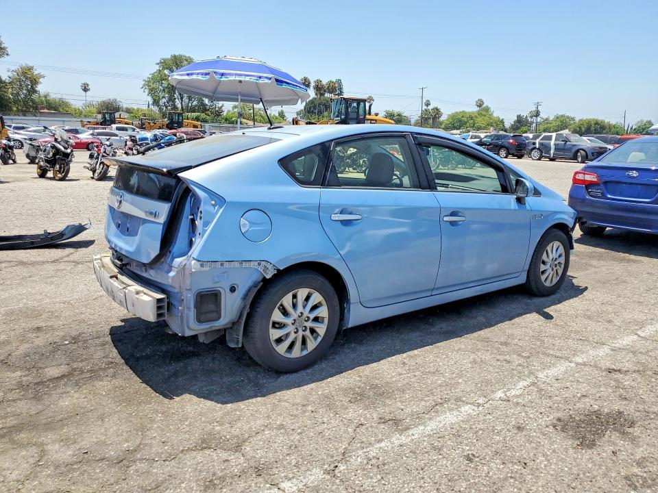 2015 Toyota Prius Plug-in Hybrid Advanced