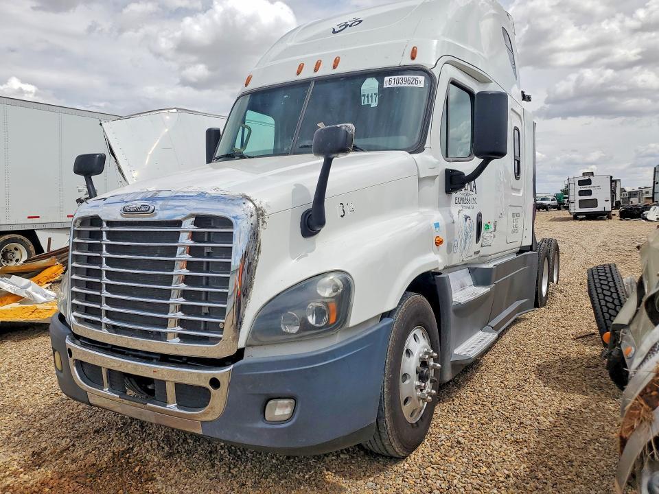 2017 Freightliner Cascadia 125 Semi Truck