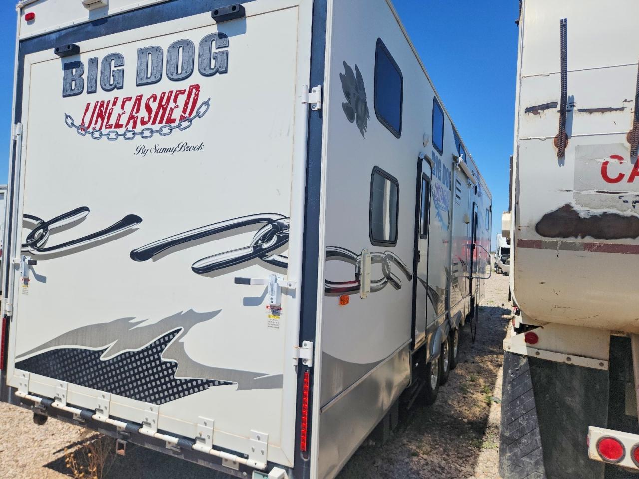 2008 Sunny Brook 2008 BIG DOG Camper