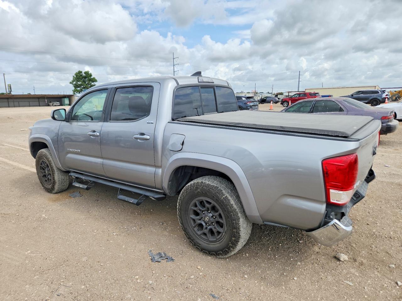 2017 Toyota Tacoma SR5 V6