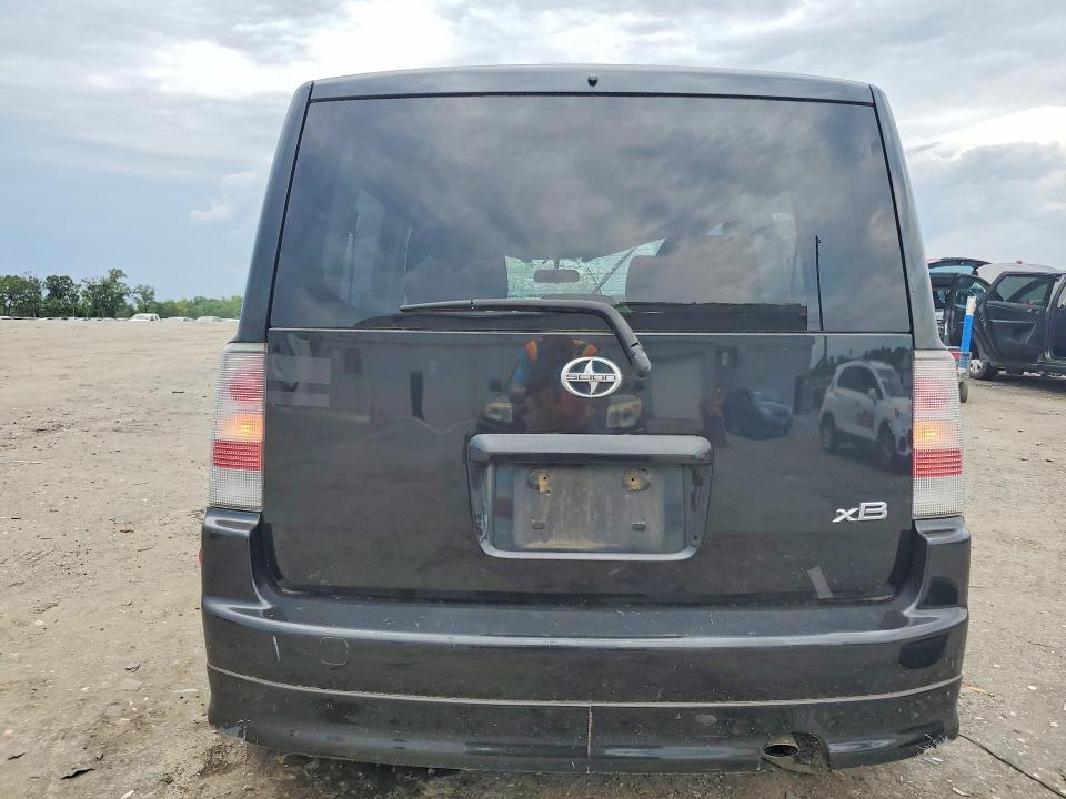 2005 Scion XB