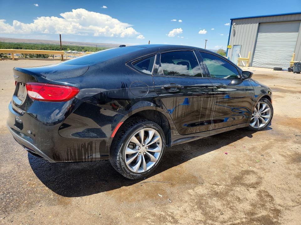2016 Chrysler 200 s
