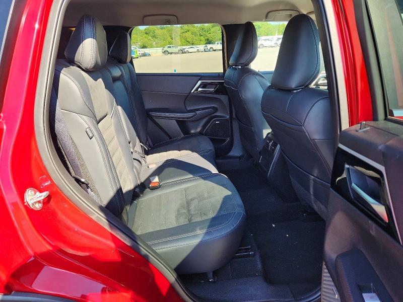 2025 Mitsubishi Outlander se