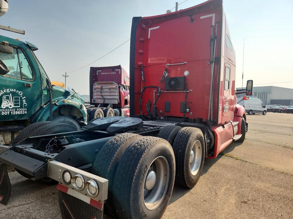2020 Kenworth T680 Semi Truck