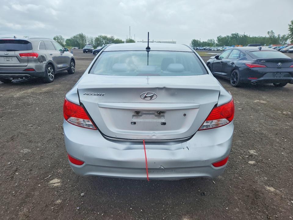 2012 Hyundai Accent gls
