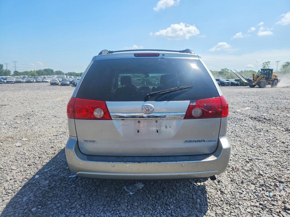 2007 Toyota Sienna xle Limited 7-passenger