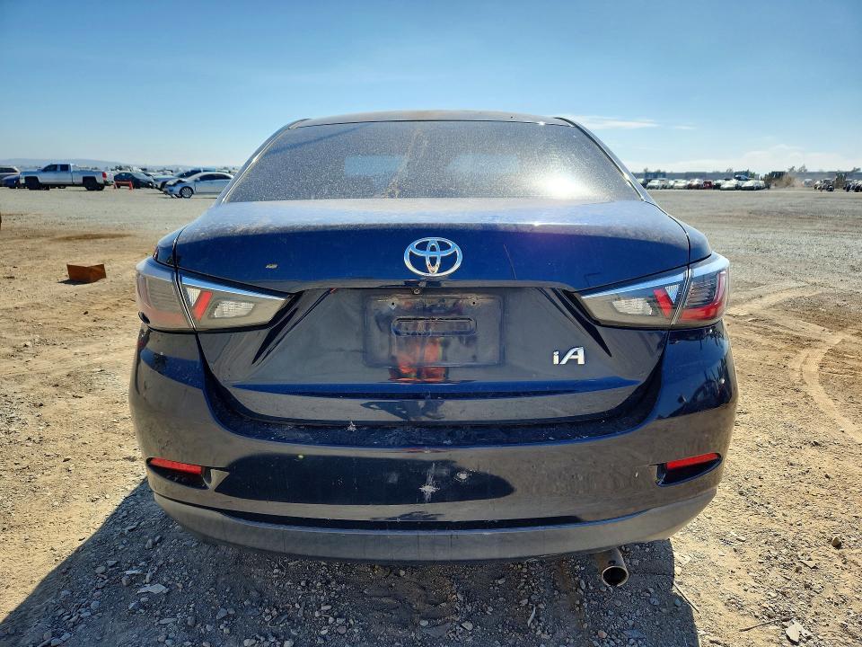 2018 Toyota Yaris IA Base