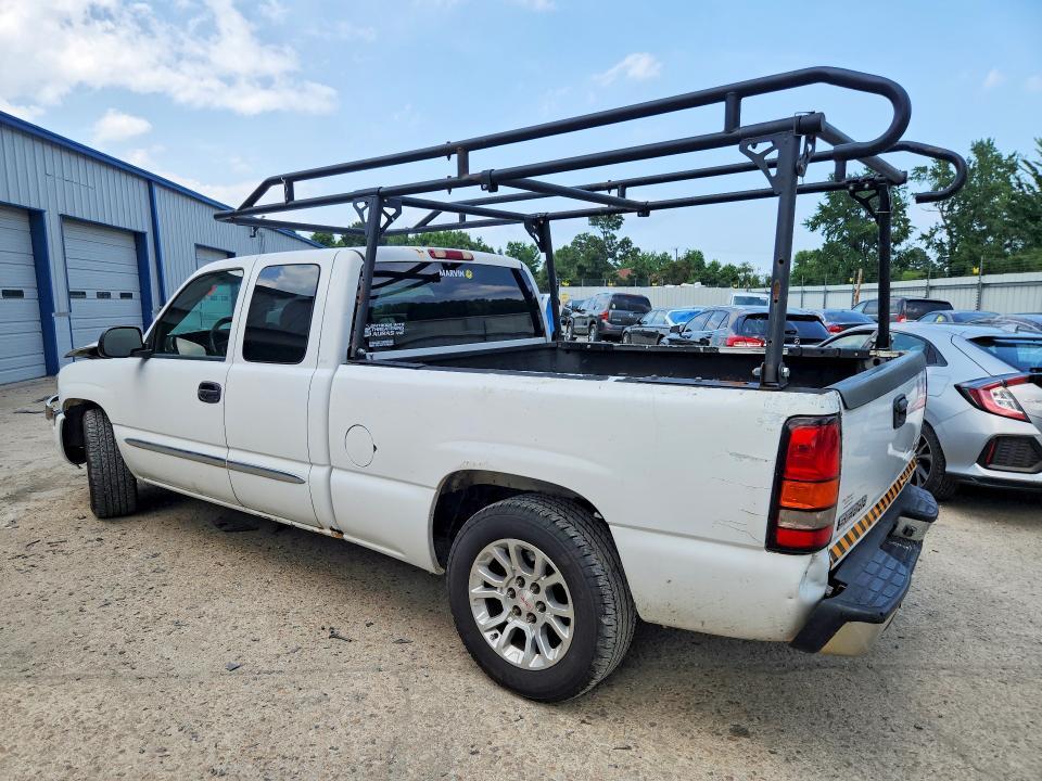 2004 GMC New Sierra C1500