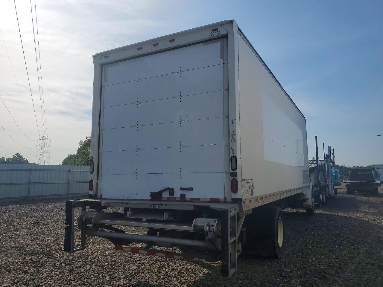 2018 Freightliner M2 106 MED-BOX Truck