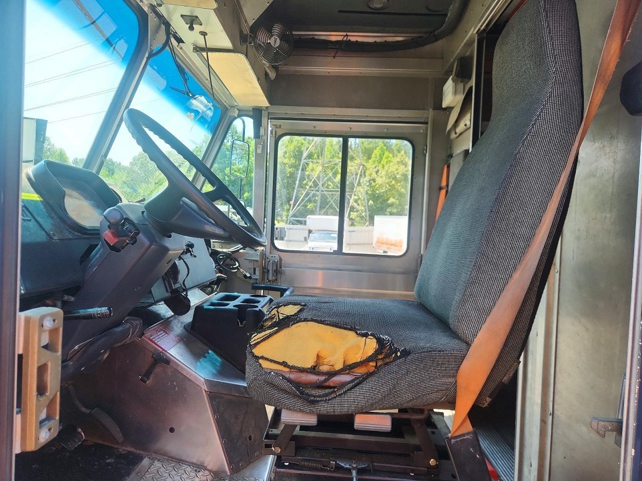 2020 Freightliner Chassis M Line WALK-IN Van