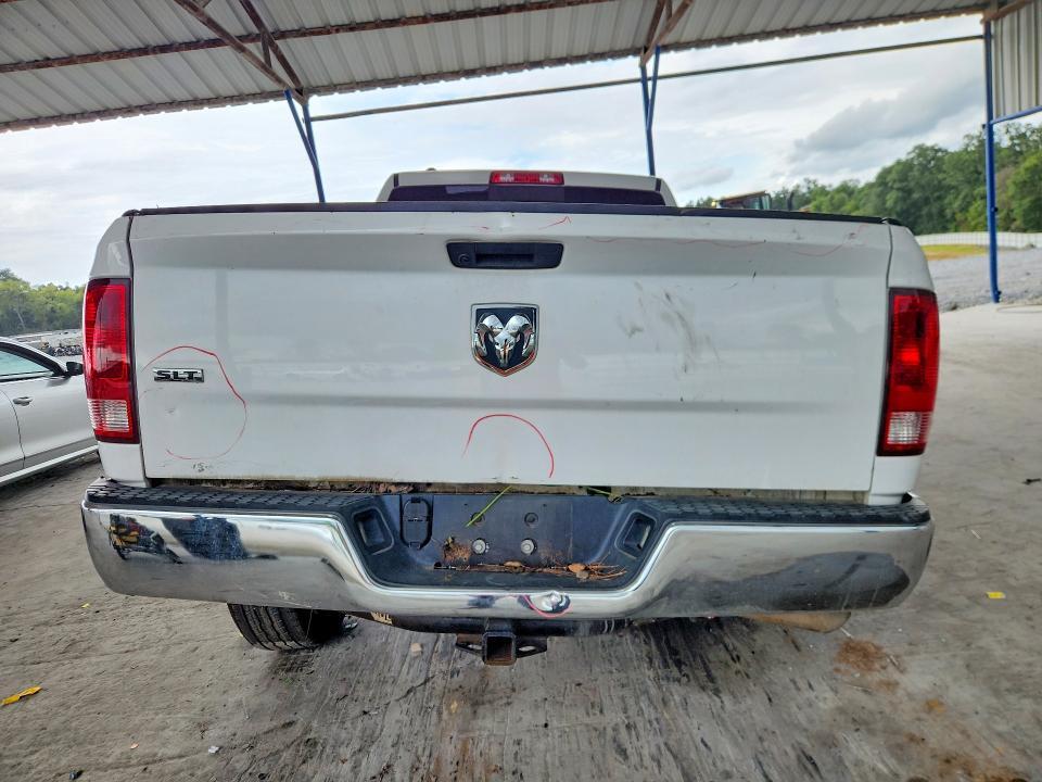2020 Dodge RAM 1500 Classic SLT
