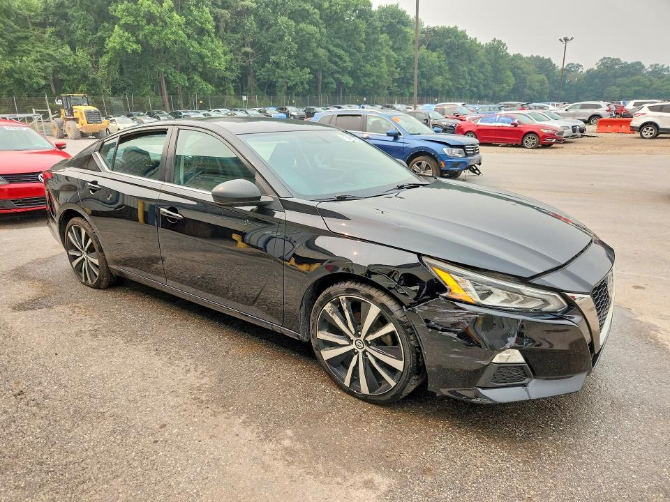 2019 Nissan Altima sr