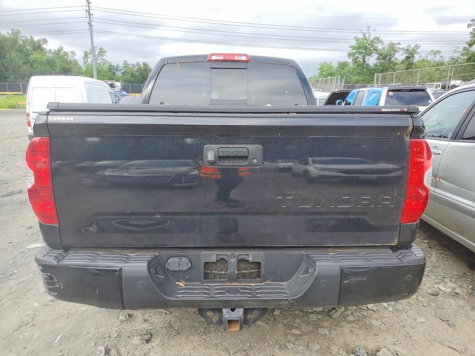 2017 Toyota Tundra SR5