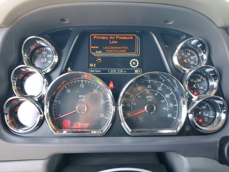 2017 Peterbilt 579 Semi Truck