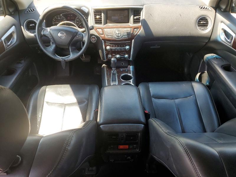 2016 Nissan Pathfinder sl