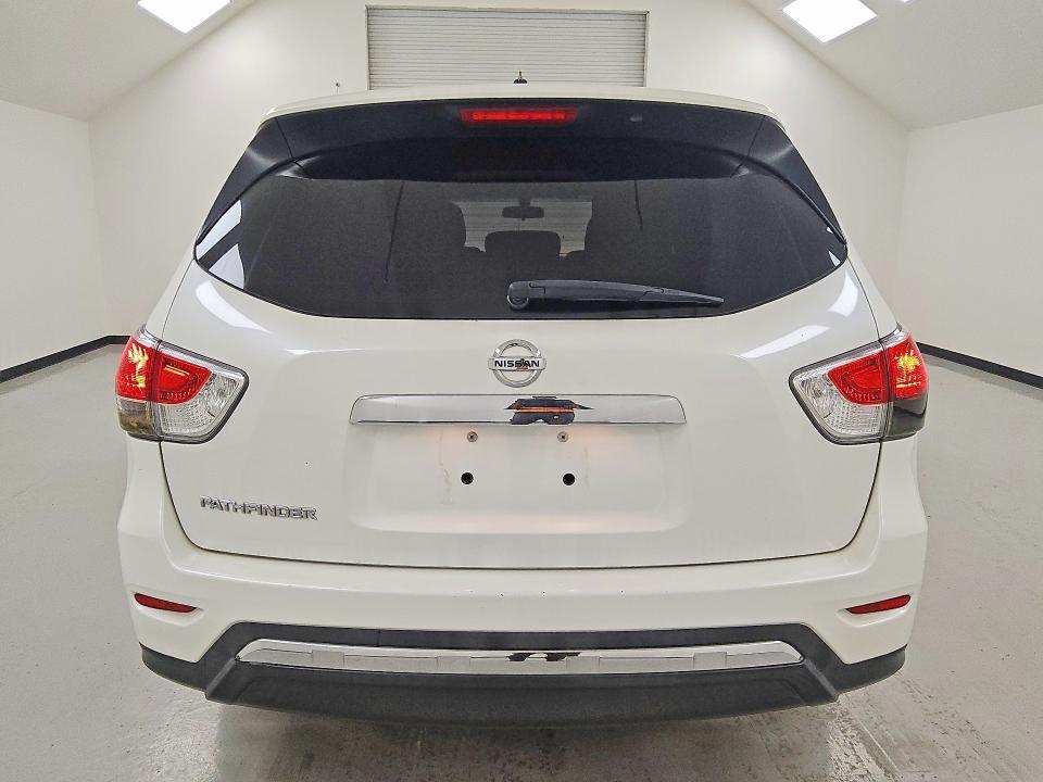 2015 Nissan Pathfinder s