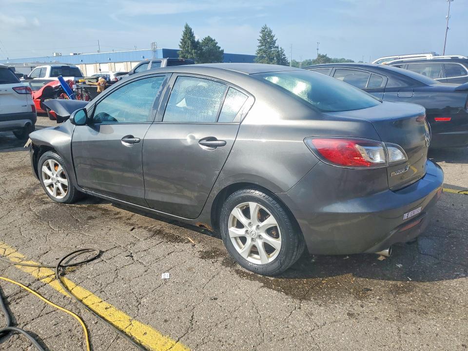 2011 Mazda 3 I