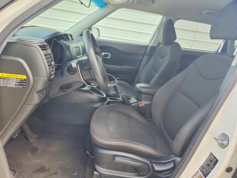 2017 KIA Soul Base