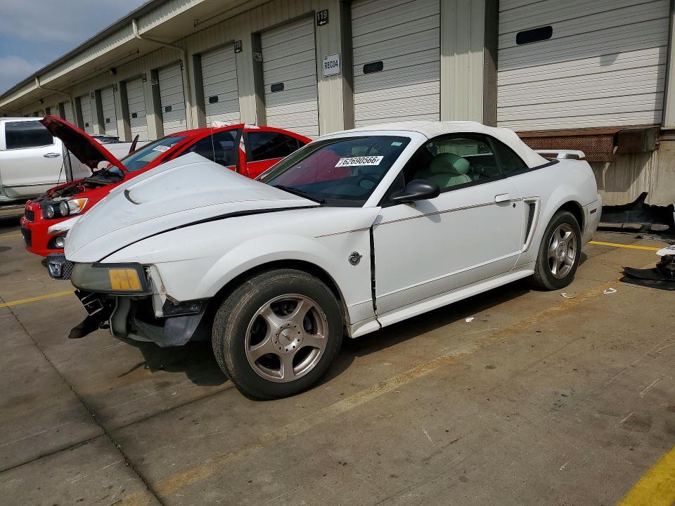 2004 Ford Mustang