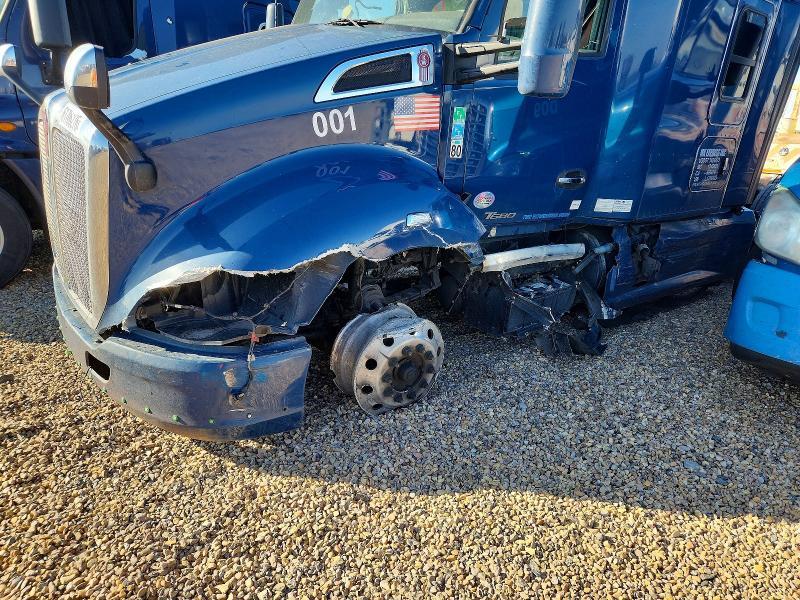 2020 Kenworth T680 Semi Truck