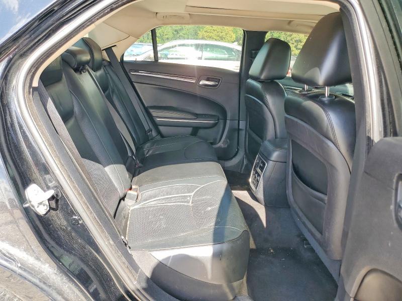 2016 Chrysler 300c