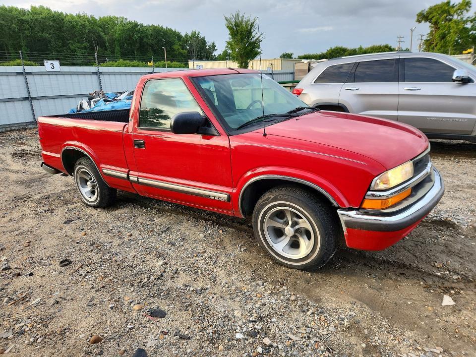 2001 Chevrolet S Truck S10