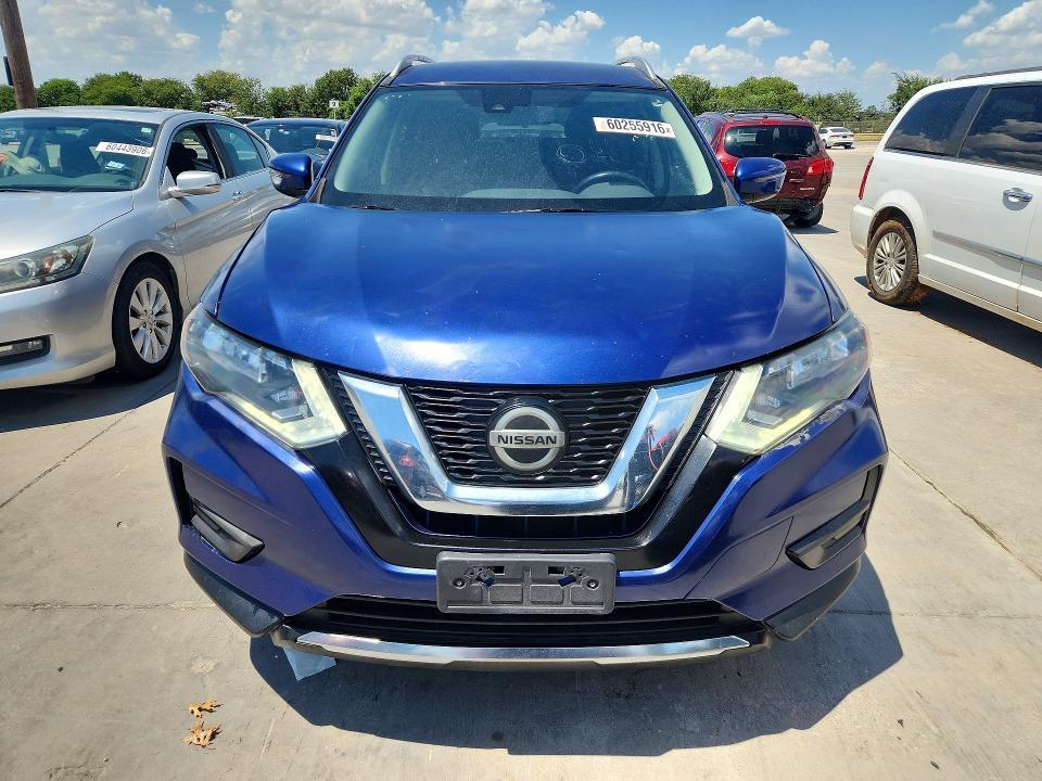 2020 Nissan Rogue sv