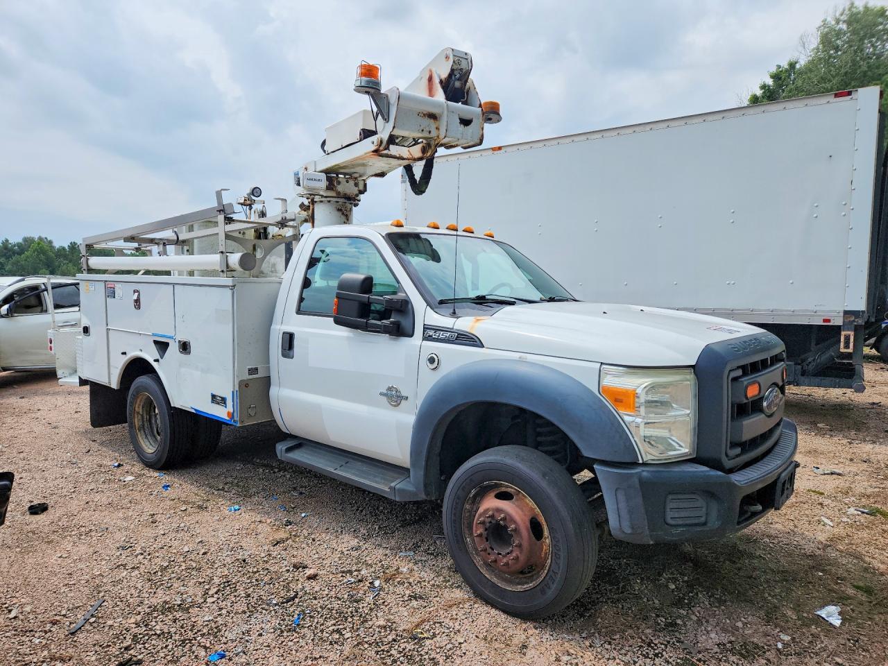 2015 Ford F450 Super Duty Bucket Truck