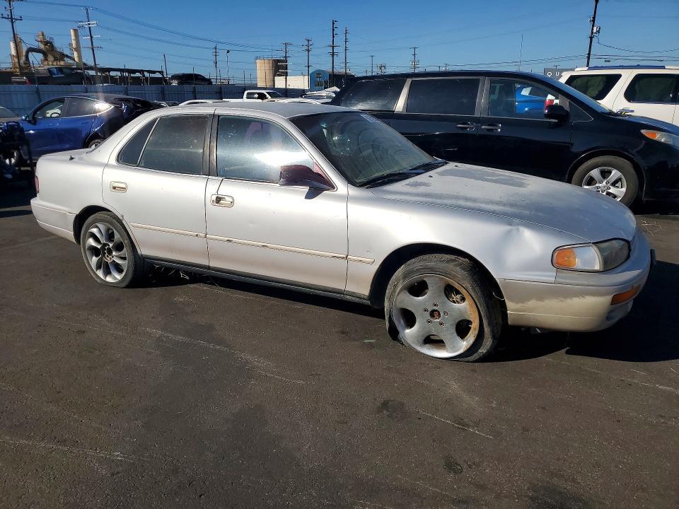 1996 Toyota Camry le V6