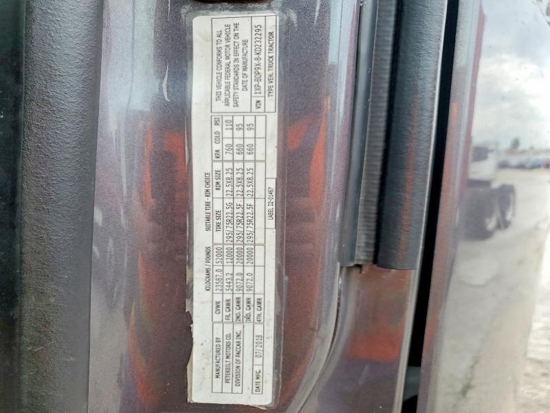 2019 Peterbilt 579 Semi Truck