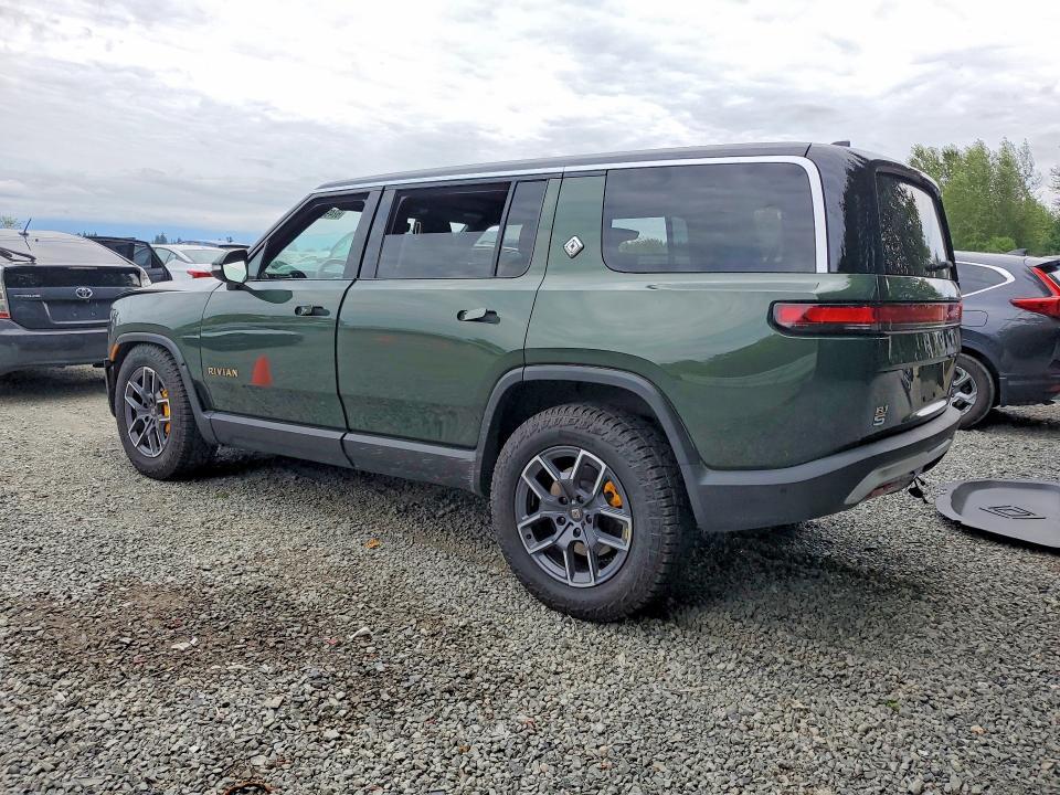 2023 Rivian R1S Adventure