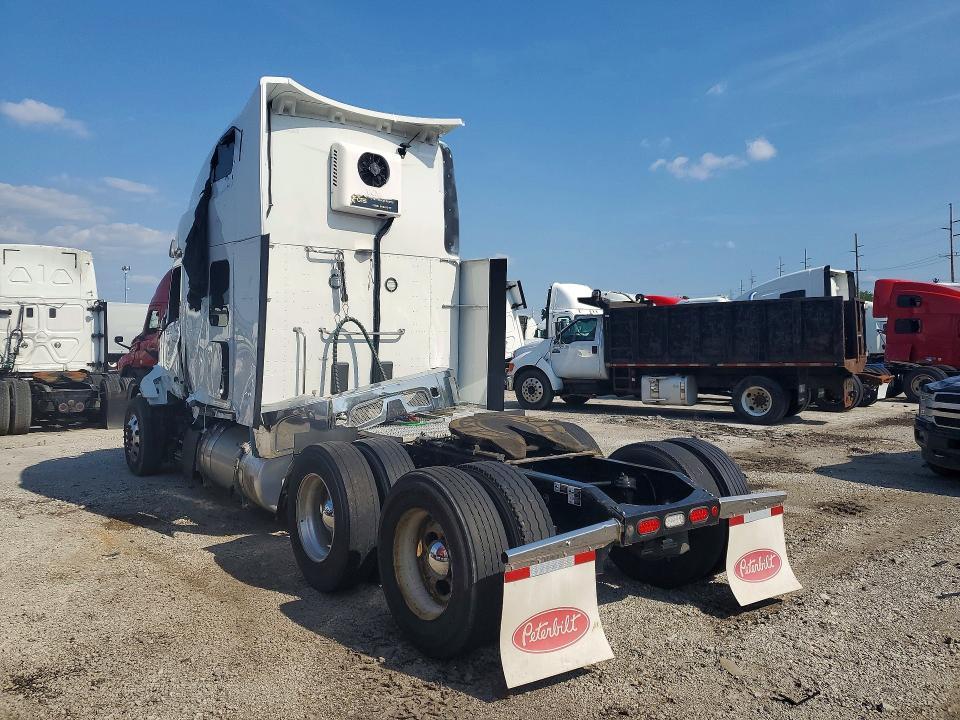 2023 Peterbilt 579 Semi Truck
