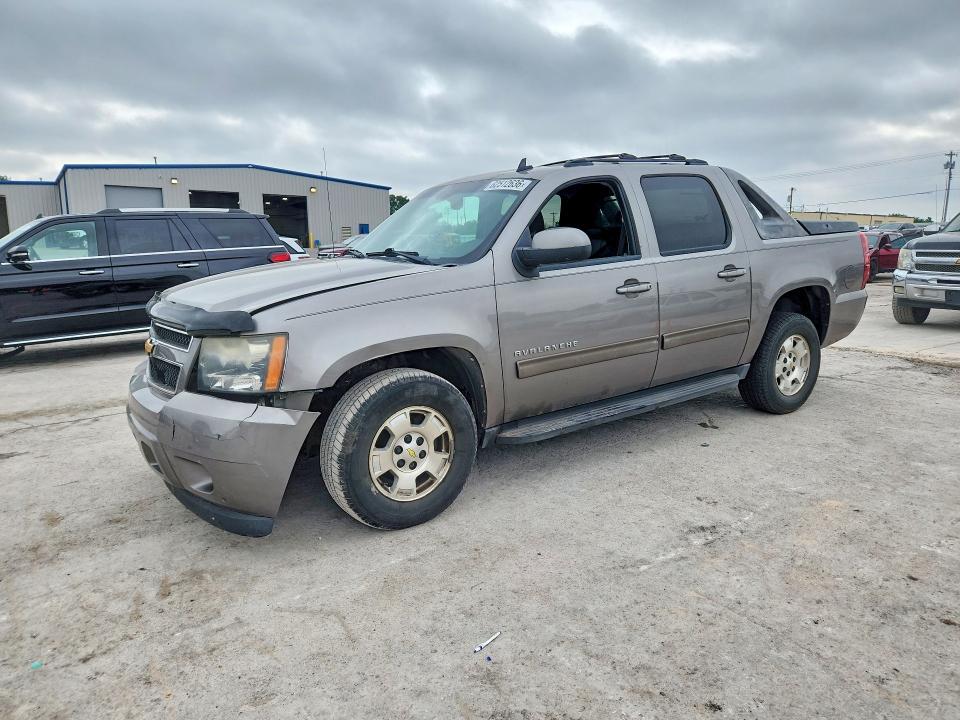 2012 Chevrolet Avalanche ls