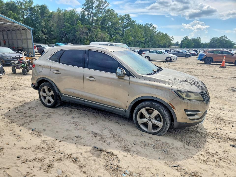 2015 Lincoln MKC