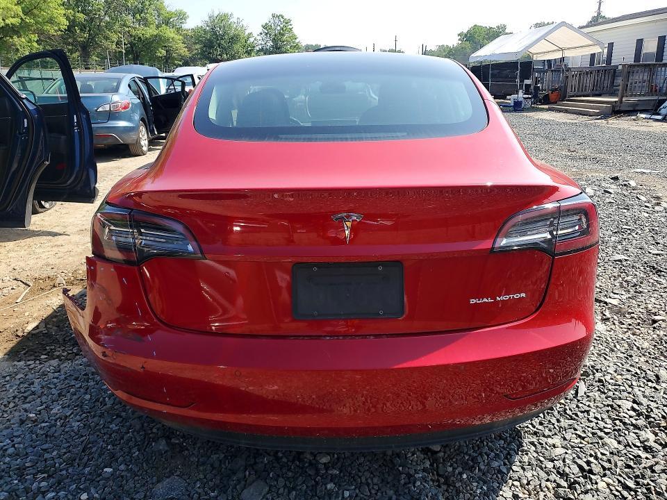 2022 Tesla 3